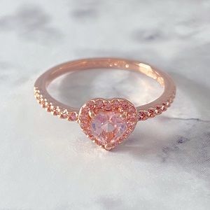 Pandora Sparkling Elevated Heart Ring Rosa Gold